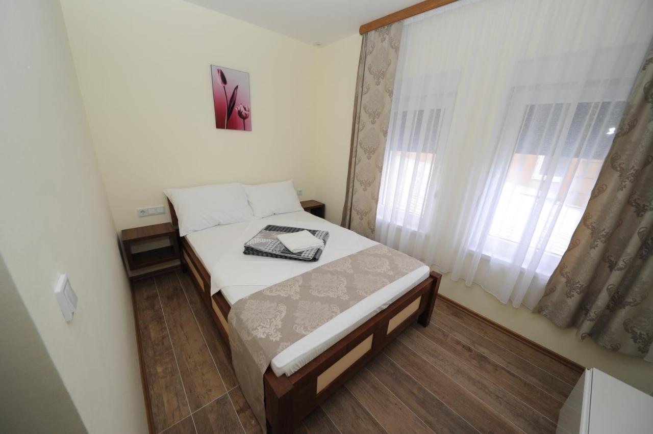 Hotel Rafaelo Bosanska Dubica Экстерьер фото